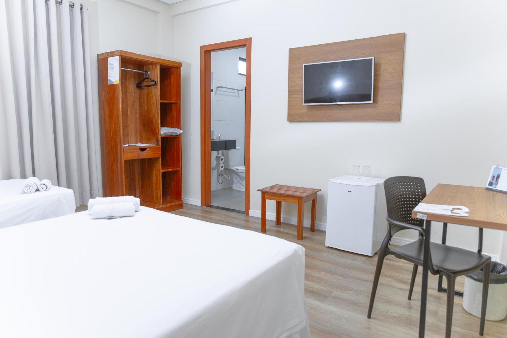 Hotel Equinocios Essential Barcarena Extérieur photo